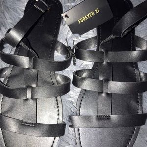 Women’s sandals